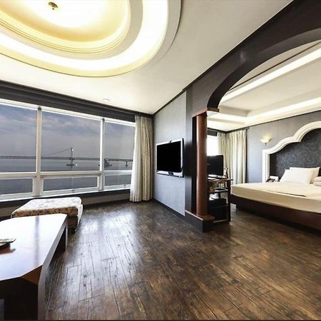 Bridge Hotel Busan Exterior foto