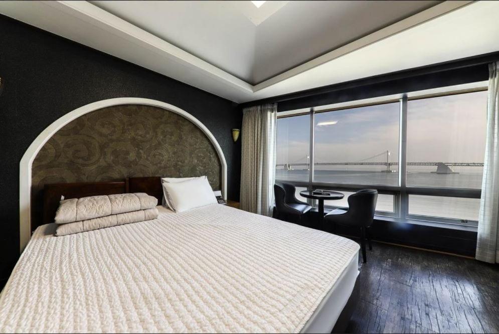 Bridge Hotel Busan Exterior foto
